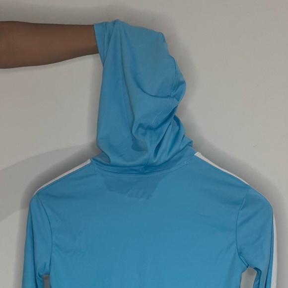 Under Armour Youth Shirt With Hoodie – Loose Fit Training Top (YMD / Medium) - Picture 4 of 6